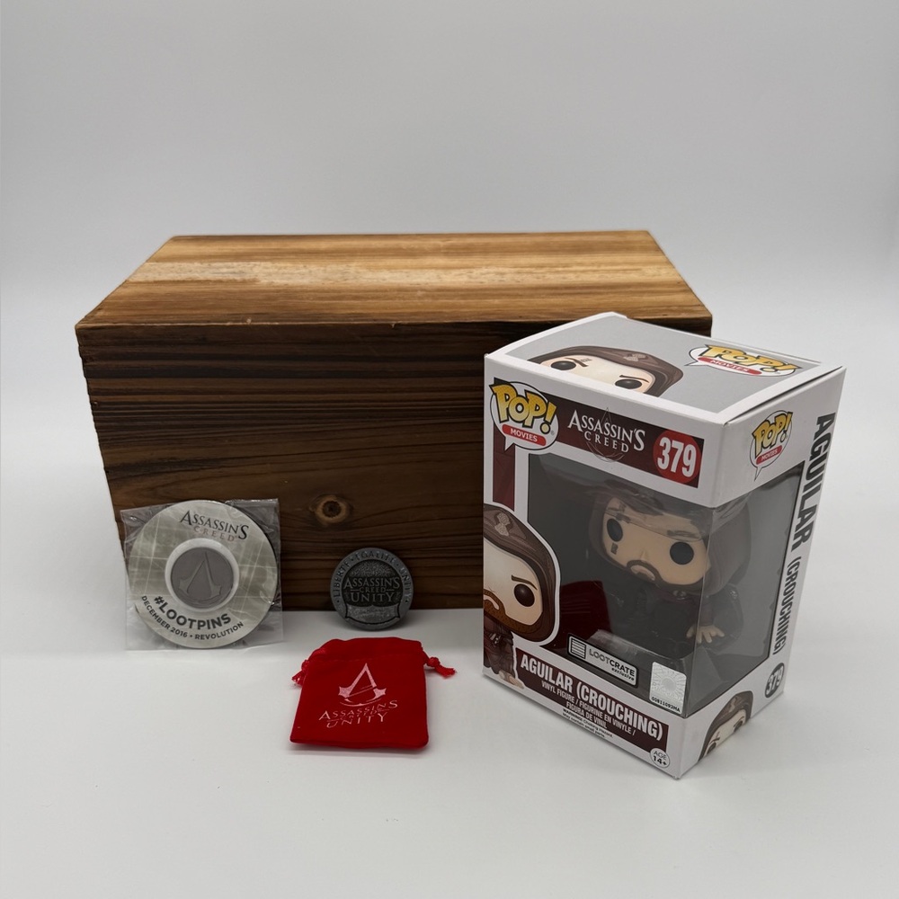 Assassin's Creed Collectible Bundle w Aguilar Pop! Figure, Pin, and Coin w Pouch